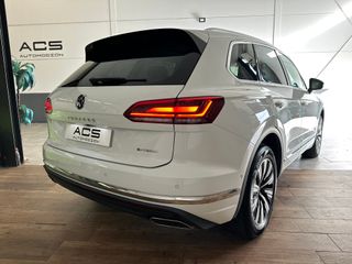 VOLKSWAGEN Touareg eHybrid Eleg 3.0 V6 TSI Tip 4M