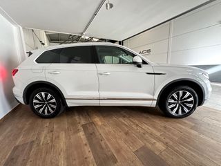 VOLKSWAGEN Touareg eHybrid Eleg 3.0 V6 TSI Tip 4M