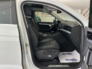 VOLKSWAGEN Touareg eHybrid Eleg 3.0 V6 TSI Tip 4M