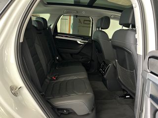 VOLKSWAGEN Touareg eHybrid Eleg 3.0 V6 TSI Tip 4M