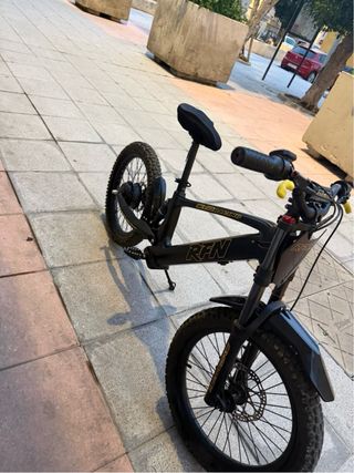 Bicicleta Eléctrica RFN 20 Negra