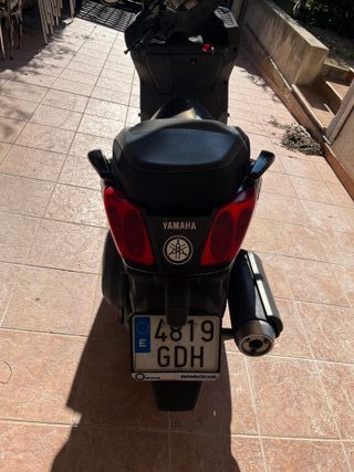 Yamaha XMAX - 43000km - 2008 - ITV 2027