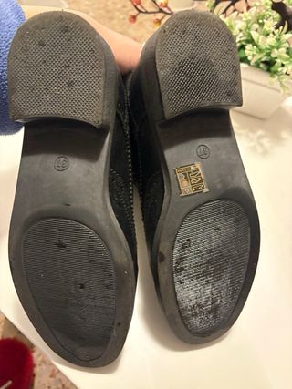 Stivaletti neri similpelle con lacci