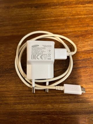 Samsung Galaxy J6 32GB+repuestos+ cargador origen