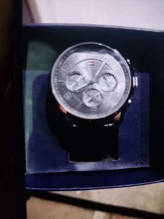 Reloj Tommy Hilfiger Negro y Plateado