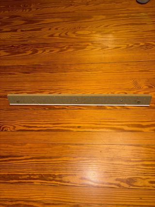 Perchero blanco de madera