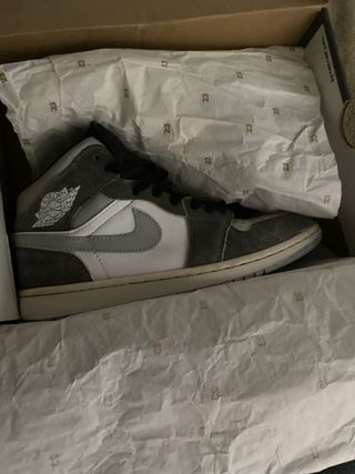 Air Jordan 1 Grises Talla 41