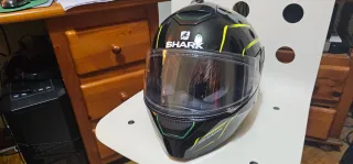 Casco Shark Talla XS Negro y Amarillo. Buen estado