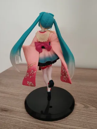 Figura Miku Hatsune Kimono