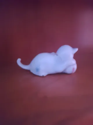 Preciosa figura gatito porcelana