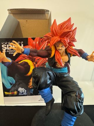 Dragon Ball SDBH 9th Anniversary Figure