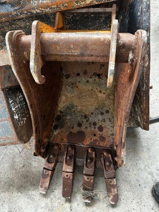 Retroexcavadora Bobcat 730SH