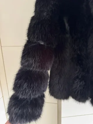 Abrigo pelo sintético negro T. S-M