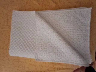 Copriletto culla trapuntato bianco