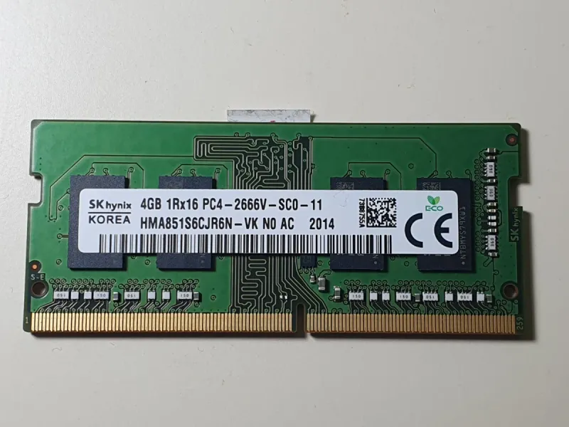 RAM 4GB PC4-2666V SO-DIMM marca SK hynix