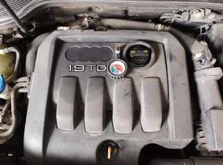 Audi 228633 0281013297 centralita motor uce a3 - 2