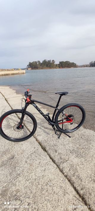 Bicicleta carbono MTB Scott scale T M