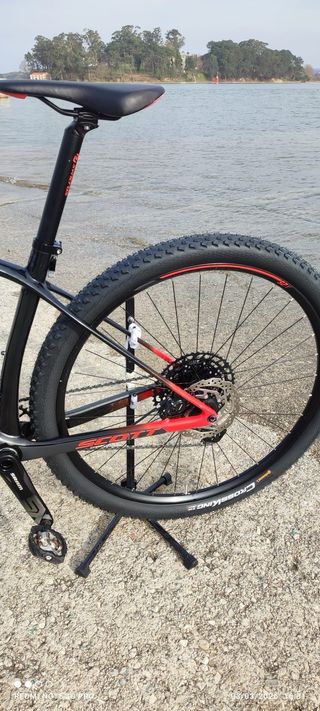 Bicicleta carbono MTB Scott scale T M