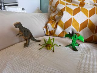 Set personaggi dinosauri e insetti