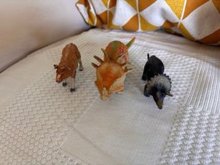 Set personaggi dinosauri e insetti