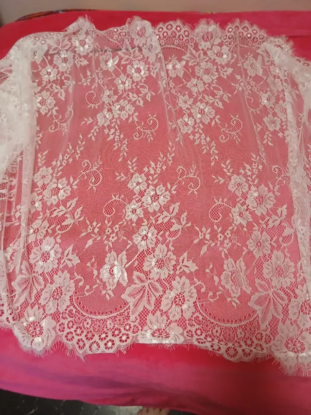Mantilla encaje y tul blanca 1 75 por 75cm nueva