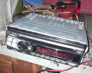 Radio CD Alpine 45W x 4