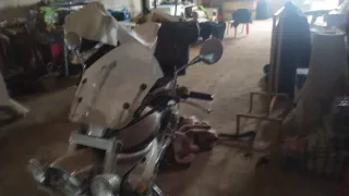 Hyosung Aquila 650cc Moto