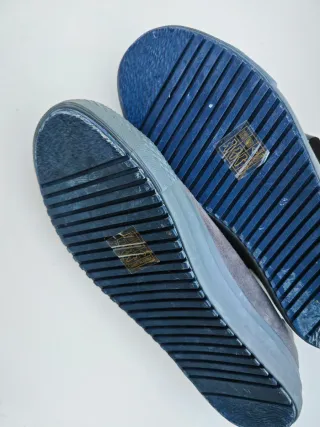 Bambas marron con cordones de cinta