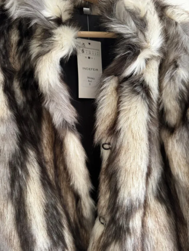 Abrigo pelo sintético T S-M