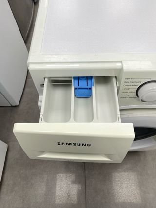 Lavadora marca Samsung 8kg clase A+++ 1200rpm