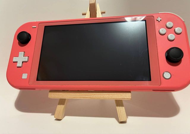 Megapack! Nintendo Switch lite Coral+Juegos!