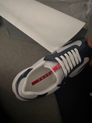 Prada American Cup Azul y Blanco