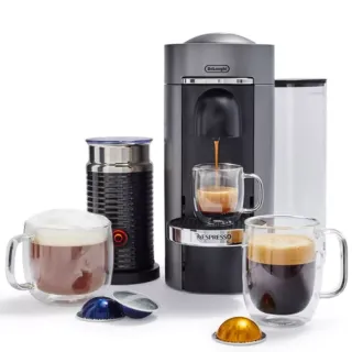 Cafetera Nespresso Vertuo Plus Deluxe Negra