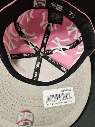 Gorra Supreme New Era 59FIFTY Rosa Talla 7.1/2