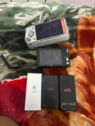 Lote di fotocamere e lettori