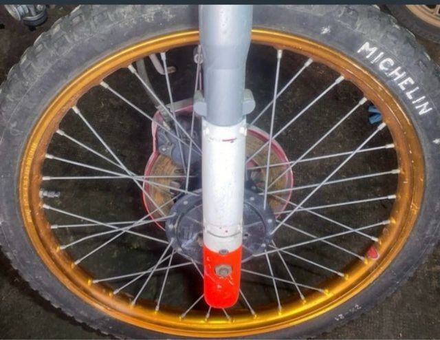 Rueda Delantera Derbi FDS