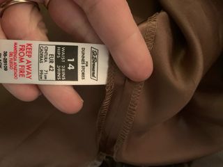 Falda de fiesta marrón y negra