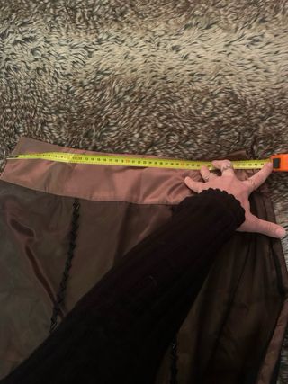 Falda de fiesta marrón y negra