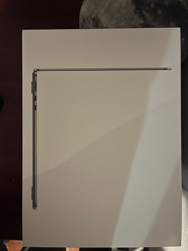 MacBook Air M2 2022 Gris espacial afbeelding 4