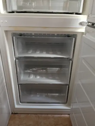 Lavadora Balay + Frigorífico Whirlpool