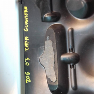 Guantera Peugeot 206 (1998) 1.4 HDi (68 cv