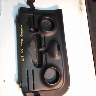 Guantera Peugeot 206 (1998) 1.4 HDi (68 cv