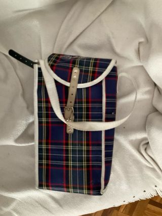 Patines 4 ruedas rosas vintage con funda.