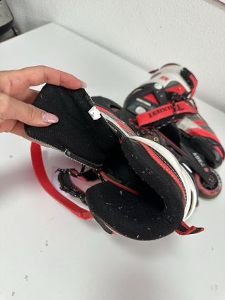 Patines en línea rojos y negros Traxart