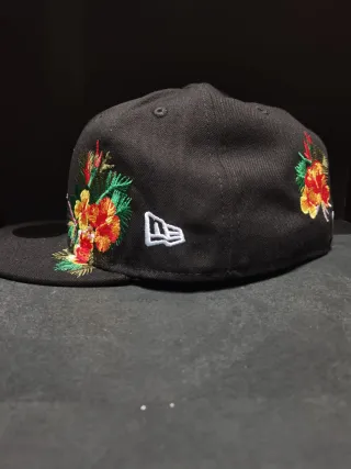 Gorra New Era 59Fifty Negra Bordada Talla 7.1/2