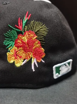 Gorra New Era 59Fifty Negra Bordada Talla 7.1/2