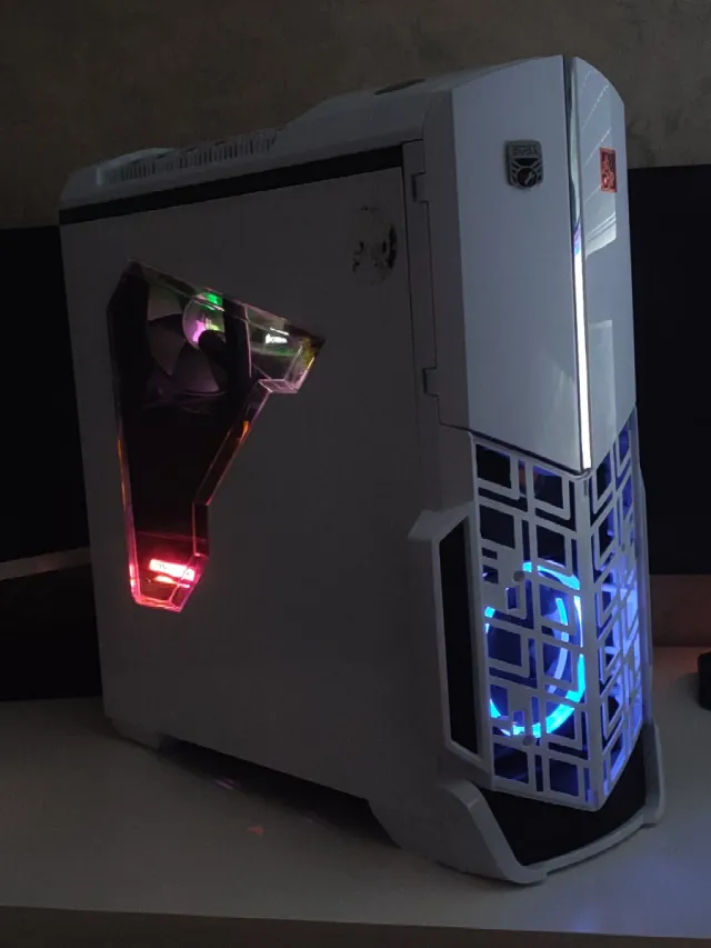 PC Thermaltake i9 9900KF RTX 2060 Super 16G