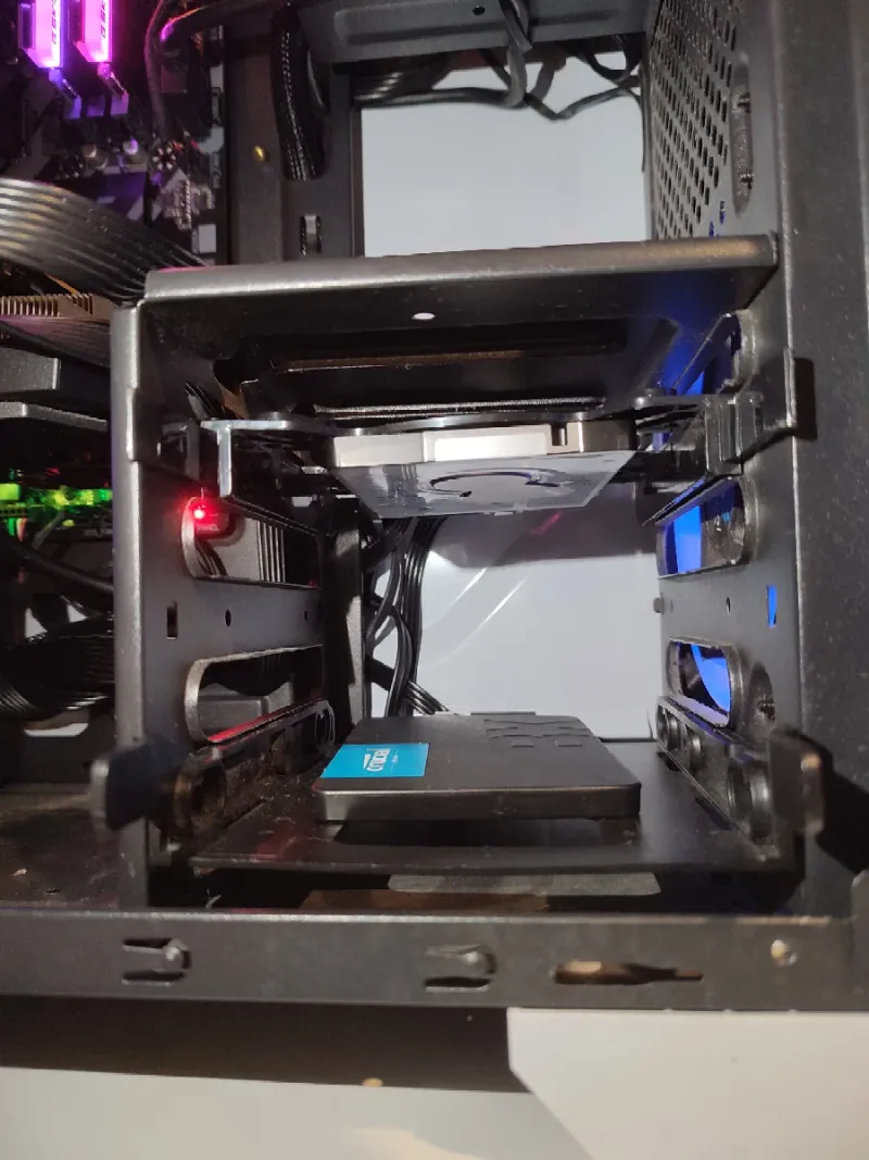 PC Thermaltake i9 9900KF RTX 2060 Super 16G afbeelding 7