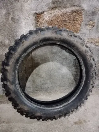 Neumático enduro