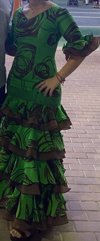 Traje de flamenca con volantes